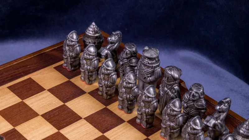 The Chess Prodigy Who Convinced the World He Was Playing Himself — and Won